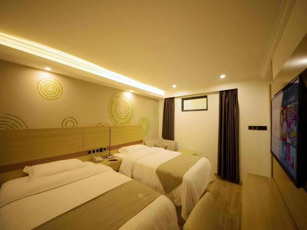 Greentree Inn Qingyuan Qinghe Avenue Branch Exterior foto